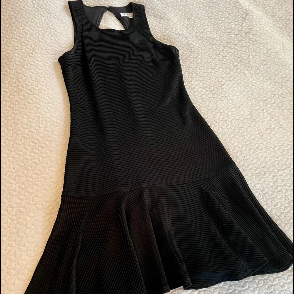 Trina Turk BodyCon Dress - Picture 1 of 4
